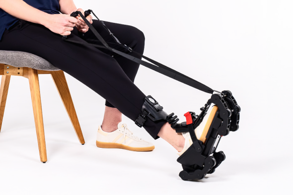 Patient using MAXM Skate